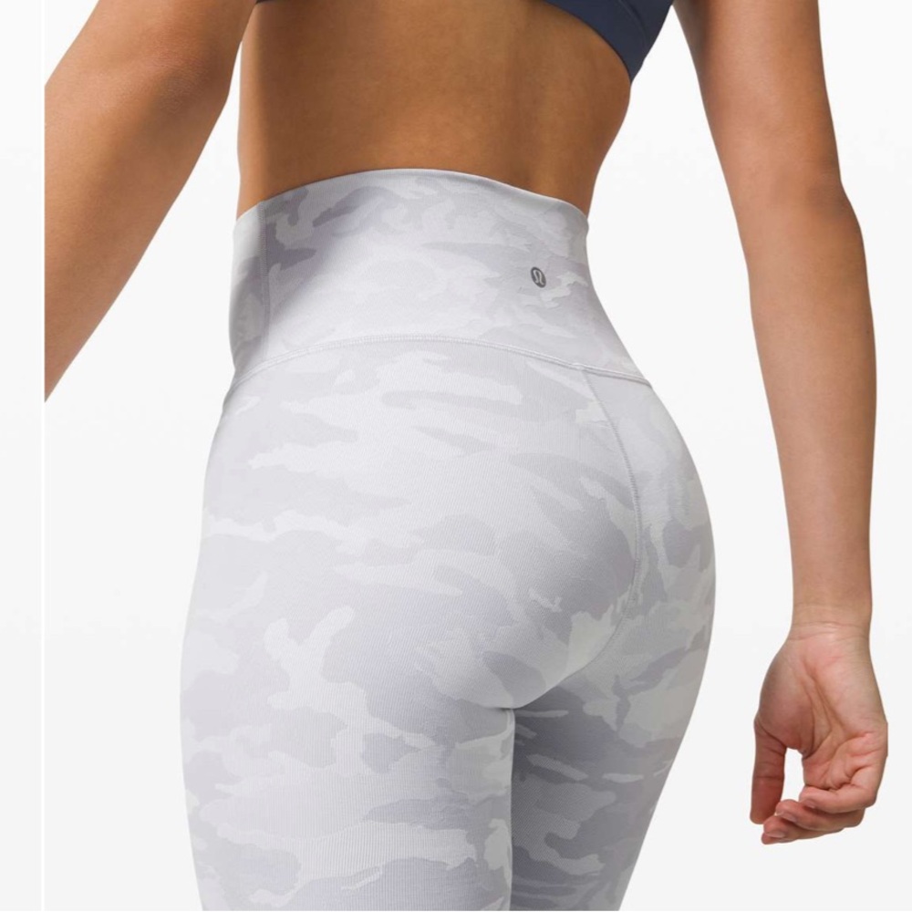 Lululemon Wunder Under High-Rise Tight 28" *Luxtreme - Picture 2 of 6